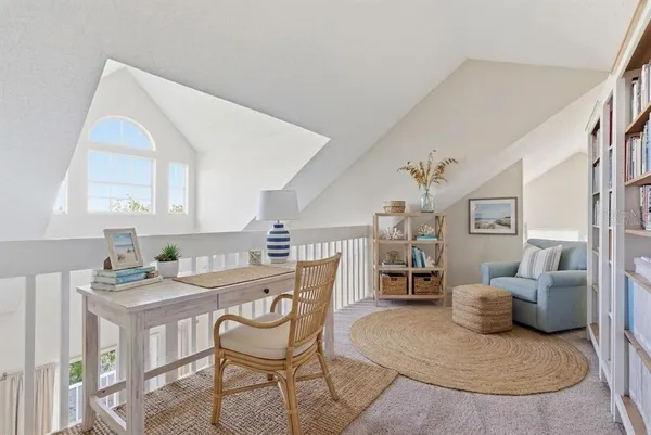 $185,000 | 3300 Haviland Court, Unit 303, Palm Harbor, FL 34684