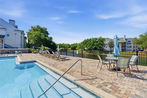 $185,000 | 3300 Haviland Court, Unit 303, Palm Harbor, FL 34684