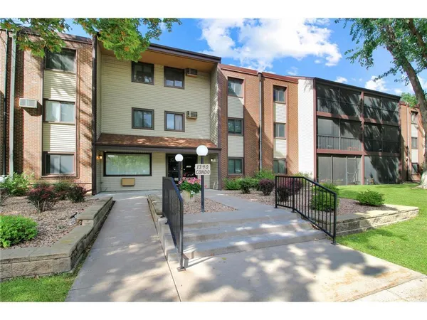 $75,000 | 1340 9th Avenue South, Unit 206, St. Cloud, MN 56301