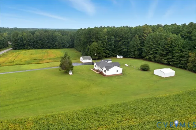 a picture of a wall with white walls