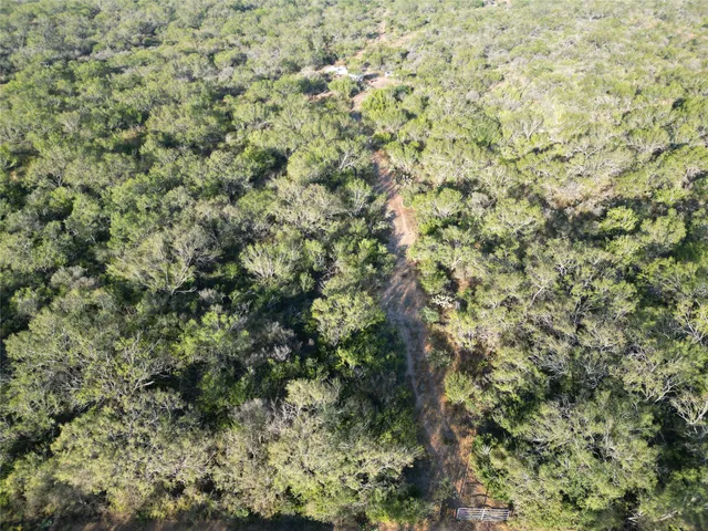 $245,000 | 2743 County Road 2743, Bigfoot, TX 78005