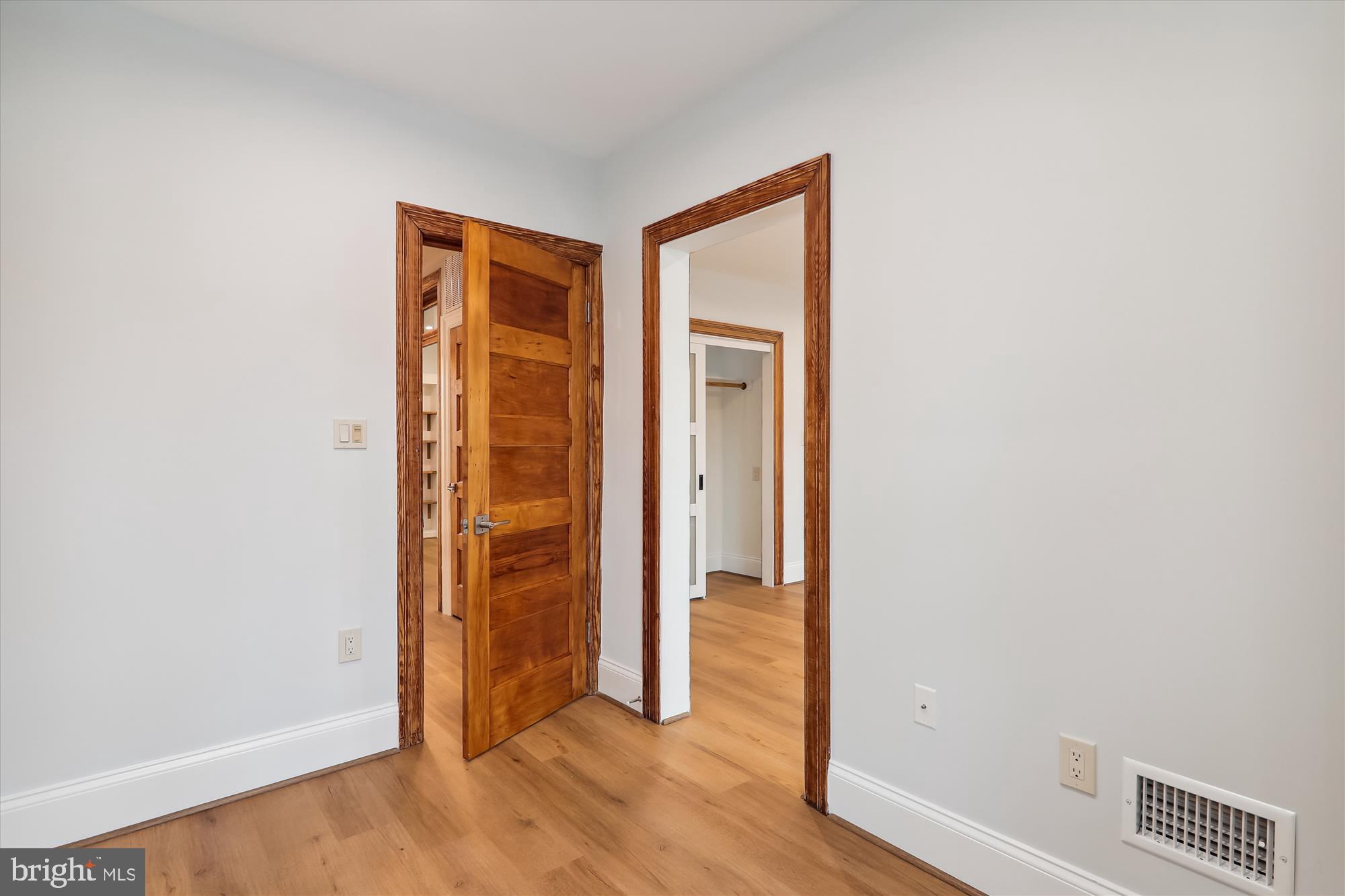 721 Quebec Place Northwest Washington, DC 20010 - Photo 33 of 77 Sitting Room