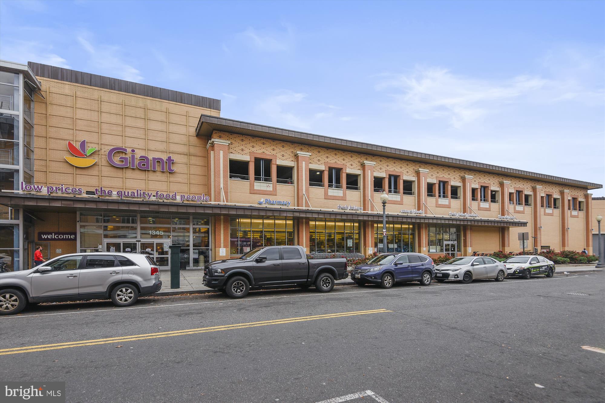 721 Quebec Place Northwest Washington, DC 20010 - Photo 76 of 77 Columbia Heights Shopping-Giant