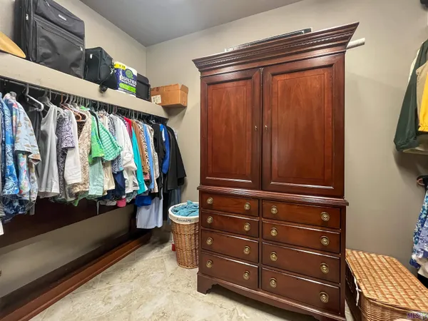 $499,900 | 9788 Hunter Brook Lane, Denham Springs, LA 70706