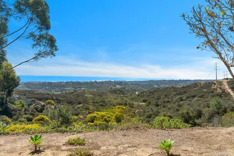 $799,000 | 245 Fairlee Lane, Encinitas, CA 92024
