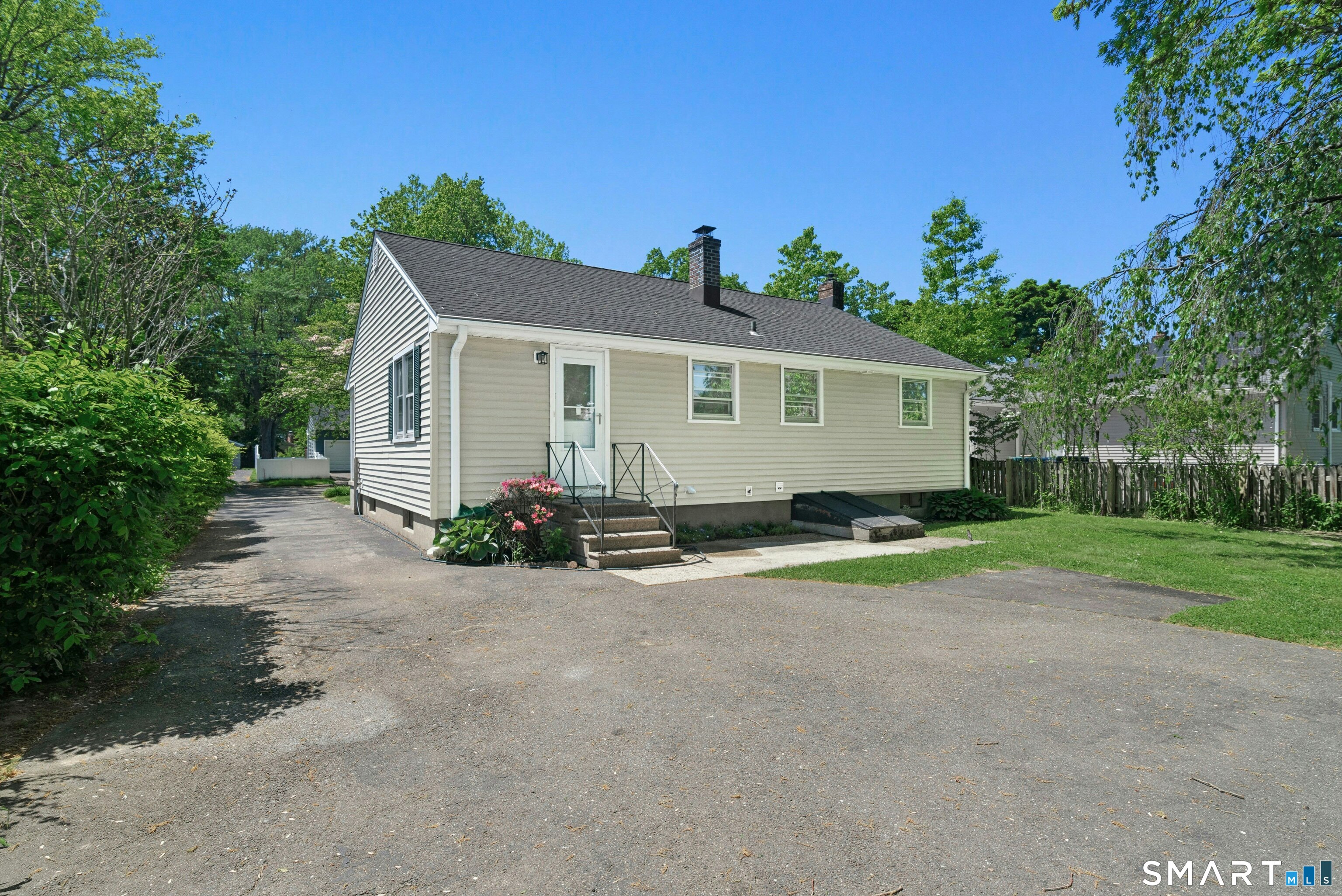 140 Spring Street Stratford, CT 06614 - Photo 26 of 28
