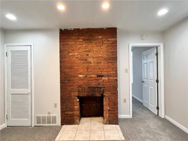 $1,500 | 124 Virginia Avenue, Unit 2, Mount Washington, PA 15211