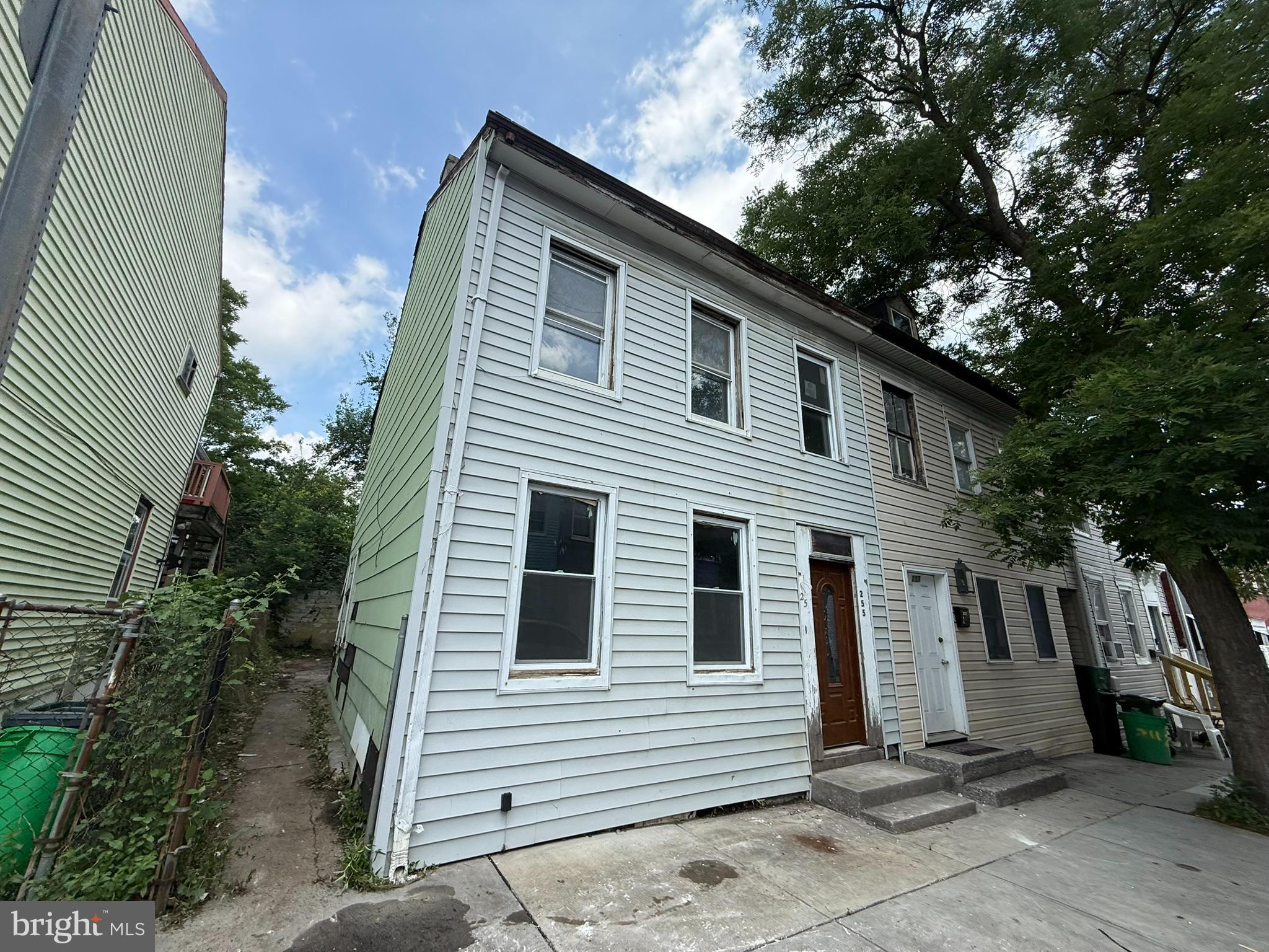255 Walnut Street York, PA 17403 - Photo 3 of 26