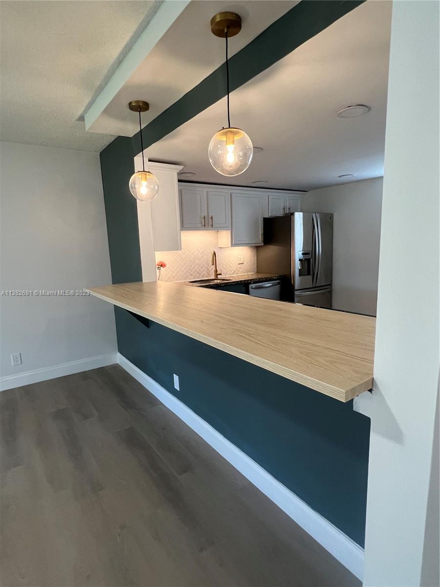 101 Berkley Road, Unit 206 Hollywood, FL 33024 - Photo 10 of 31 Gallery Image 10