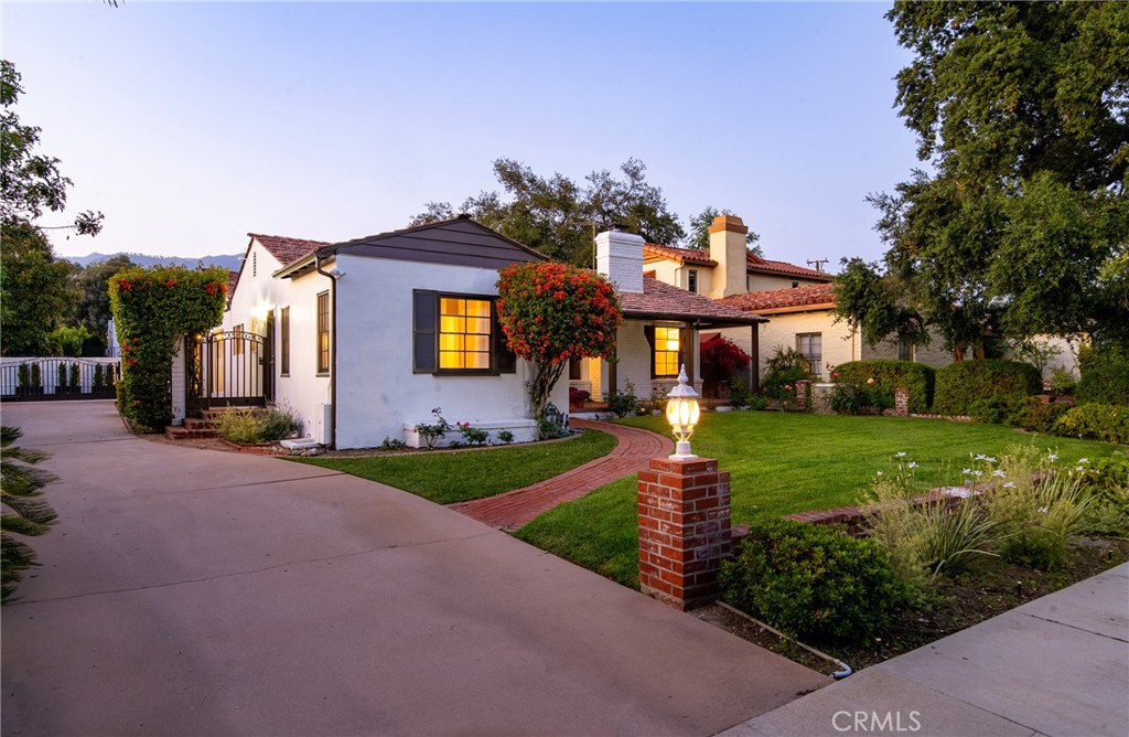 3301 Grayburn Road Pasadena, CA 91107 - Photo 1 of 40