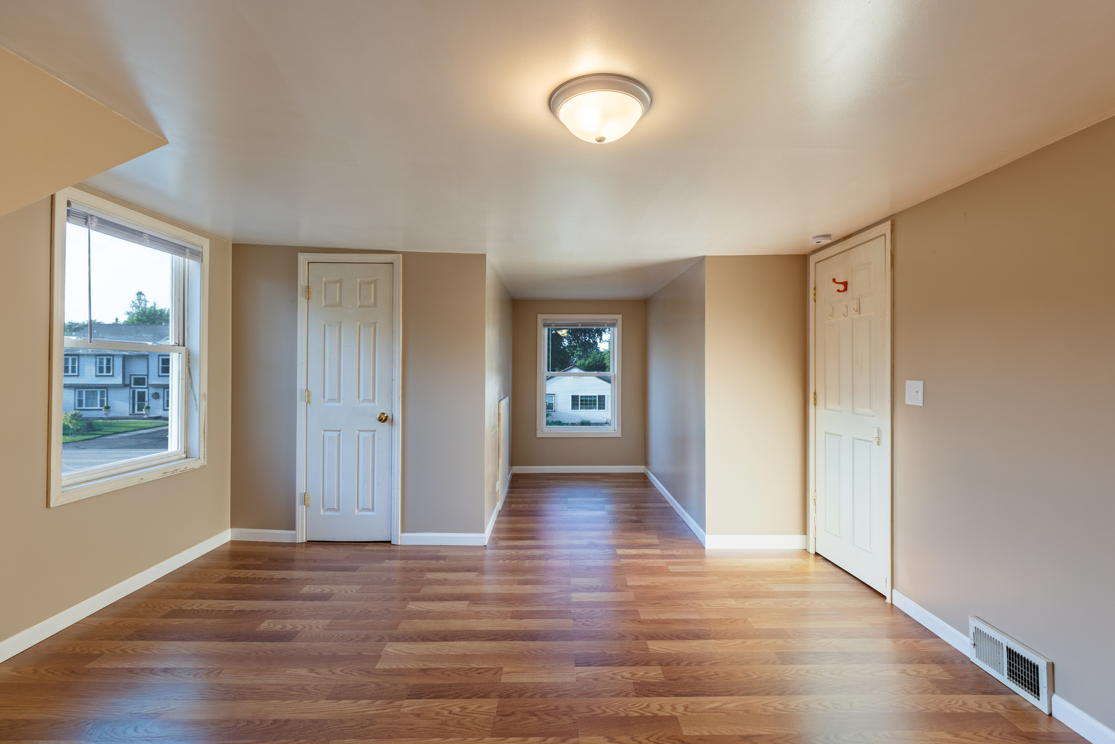 18843 West Deerpath Road Grayslake, IL 60030 - Photo 13 of 19 Gallery Image 13