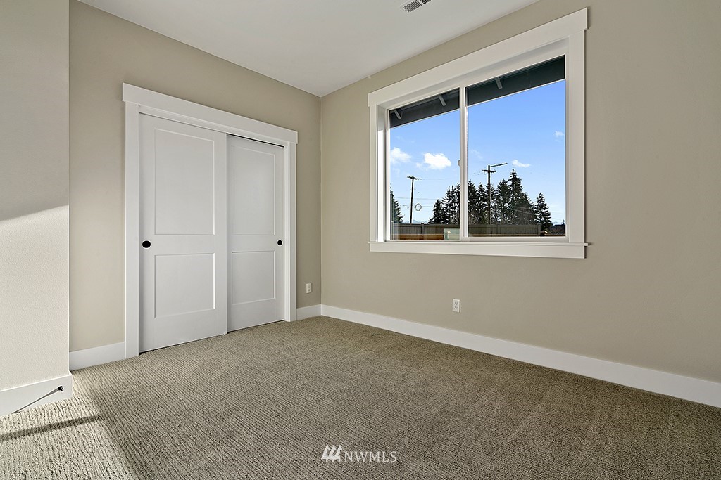 7812 Connells Prairie Road East Bonney Lake, WA 98391 - Photo 20 of 25 Gallery Image 20