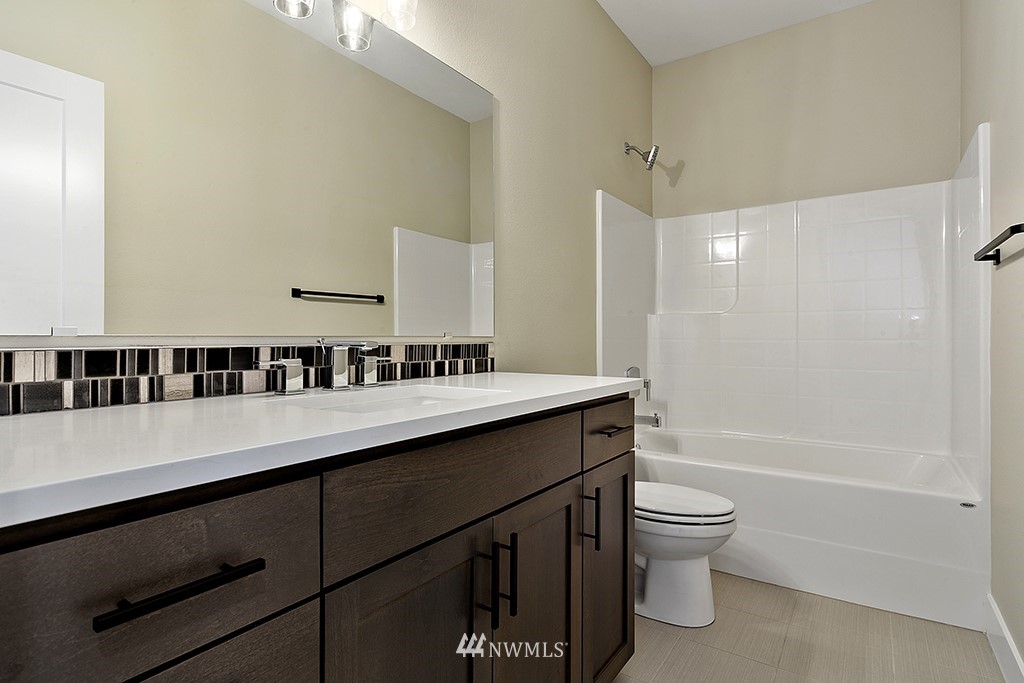 7812 Connells Prairie Road East Bonney Lake, WA 98391 - Photo 21 of 25 Gallery Image 21