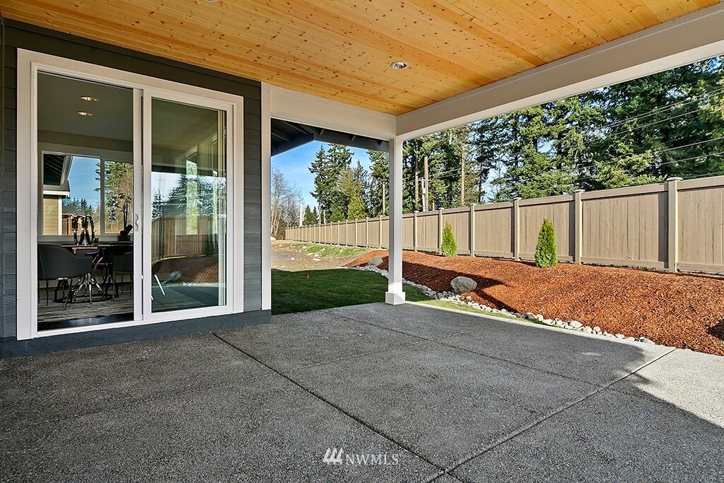 7812 Connells Prairie Road East Bonney Lake, WA 98391 - Photo 24 of 25 Gallery Image 24