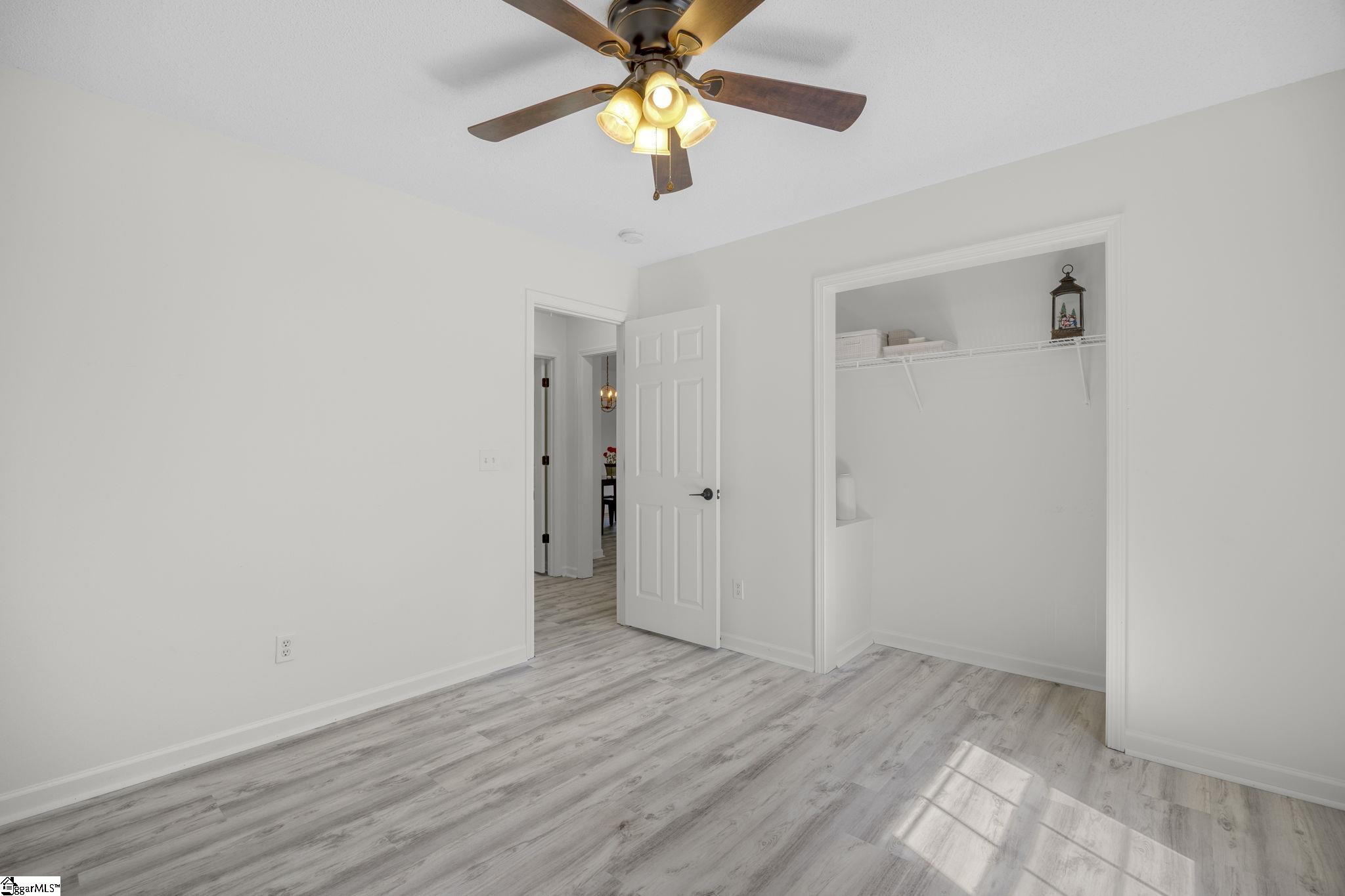 124 East King Road Greer, SC 29651 - Photo 27 of 39