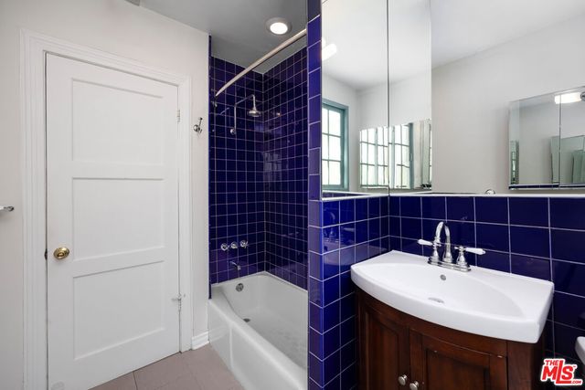 $7,800 | 847 Hammond Street, West Hollywood, CA 90069