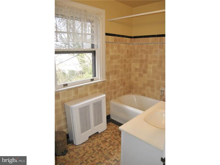 717 Kenmare Road Bala Cynwyd, PA 19004 - Photo 16 of 20 Bathroom