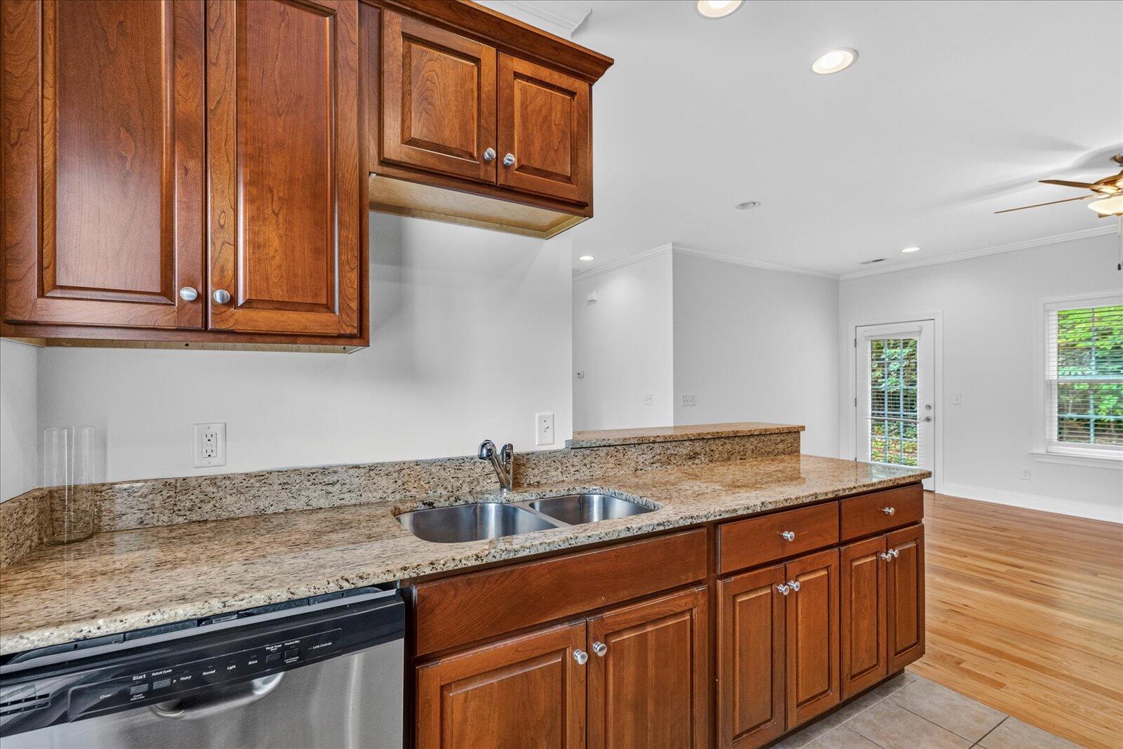 816 Altamont Road Chattanooga, TN 37415 - Photo 16 of 37 14-816 Altamont-14
