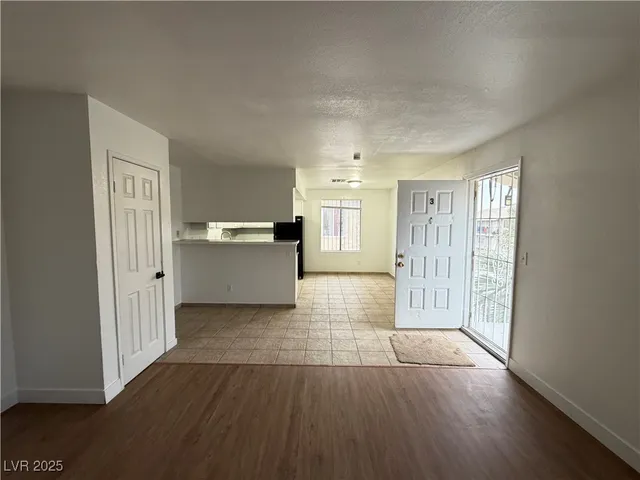 $1,250 | 4750 Thunderbolt Avenue, Unit 3, Las Vegas, NV 89115