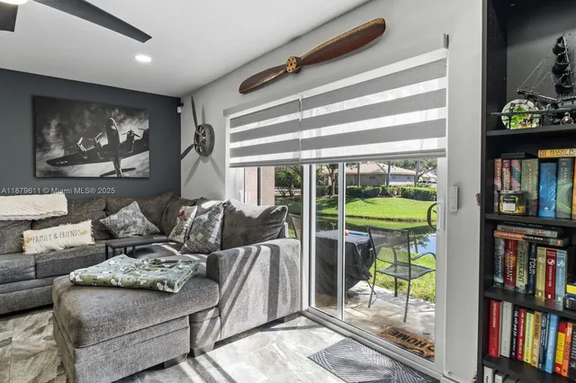 $399,999 | 8532 West Southgate Shores Circle, Tamarac, FL 33321