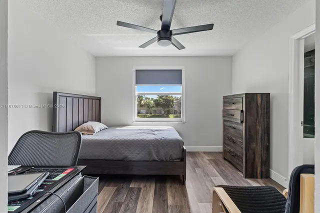 $399,999 | 8532 West Southgate Shores Circle, Tamarac, FL 33321