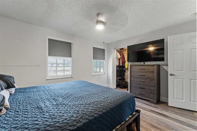 $399,999 | 8532 West Southgate Shores Circle, Tamarac, FL 33321