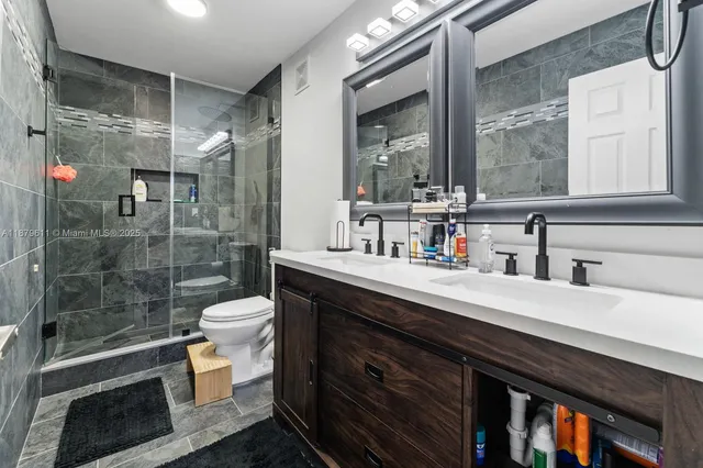 $399,999 | 8532 West Southgate Shores Circle, Tamarac, FL 33321