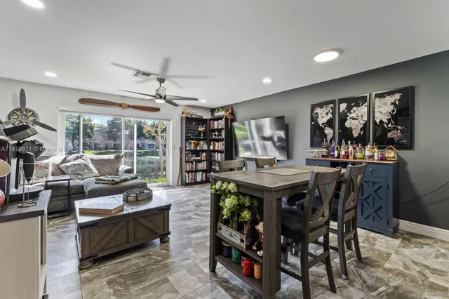 $399,999 | 8532 West Southgate Shores Circle, Tamarac, FL 33321