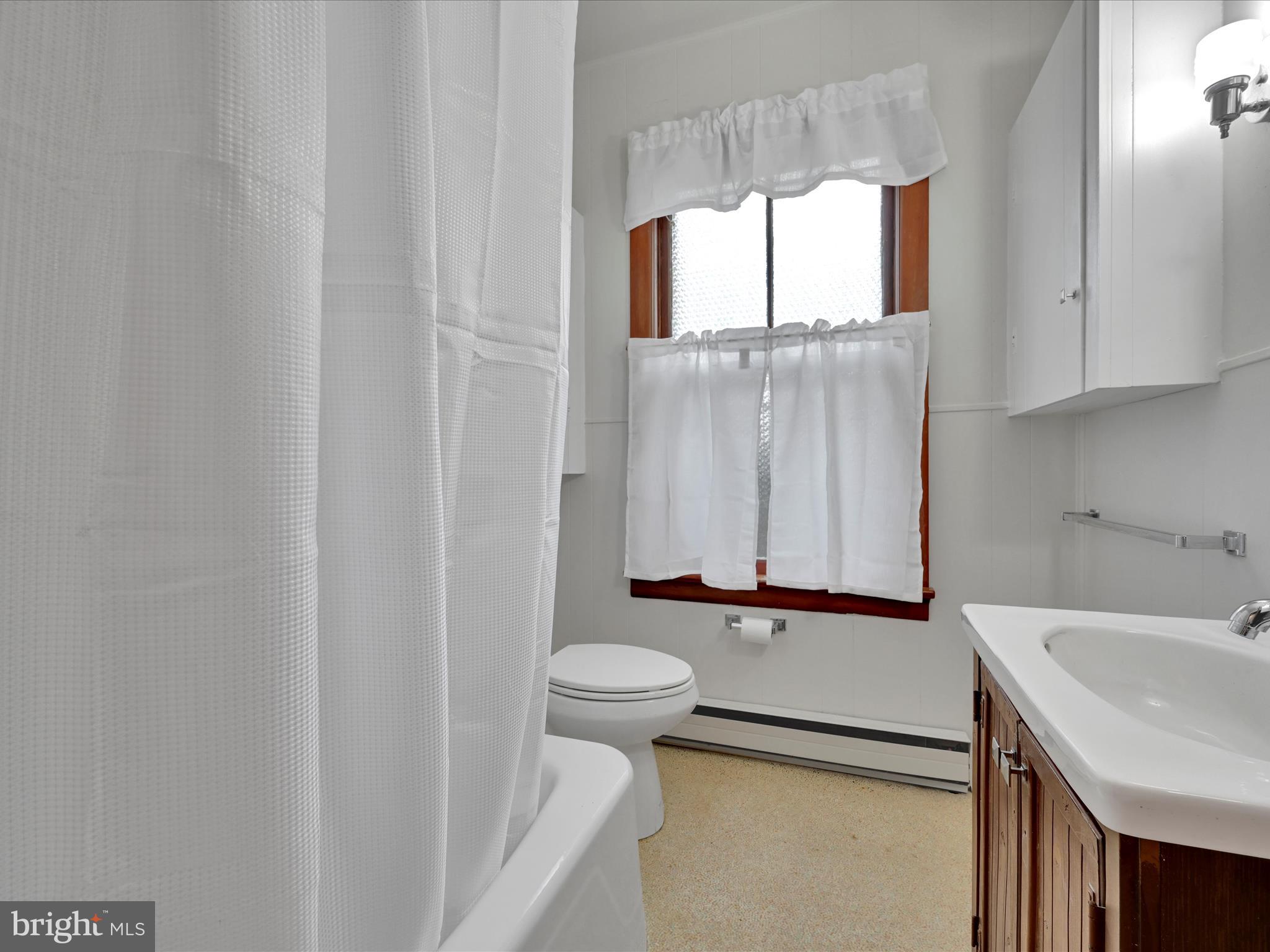 53 Ridge Avenue Coatesville, PA 19320 - Photo 20 of 28 Bathroom
