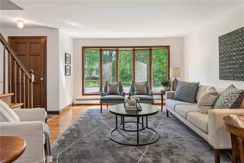 $679,000 | 5 Knapton Street, Barrington, RI 02806