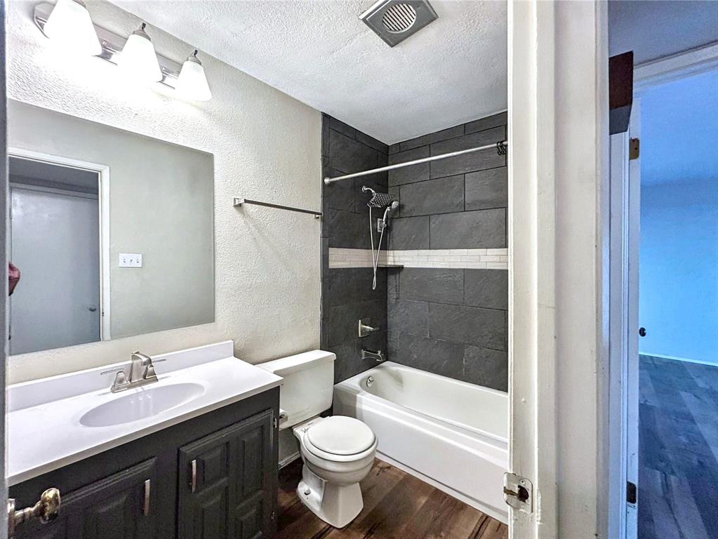 10238 White Elm Road Dallas, TX 75243 - Photo 18 of 25