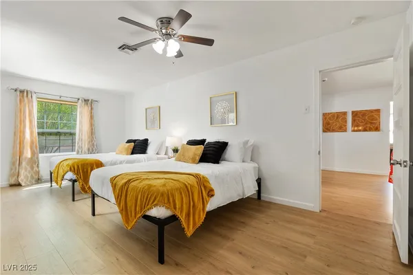 $2,888 | 1013 Francis Avenue, Las Vegas, NV 89104