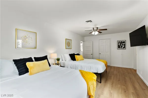 $2,888 | 1013 Francis Avenue, Las Vegas, NV 89104