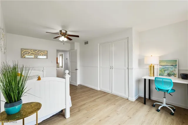 $2,800 | 1013 Francis Avenue, Las Vegas, NV 89104