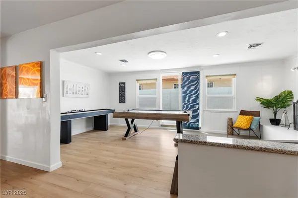 $2,888 | 1013 Francis Avenue, Las Vegas, NV 89104