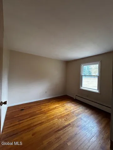 $250,000 | 26 School Street, Pittstown, NY 12094