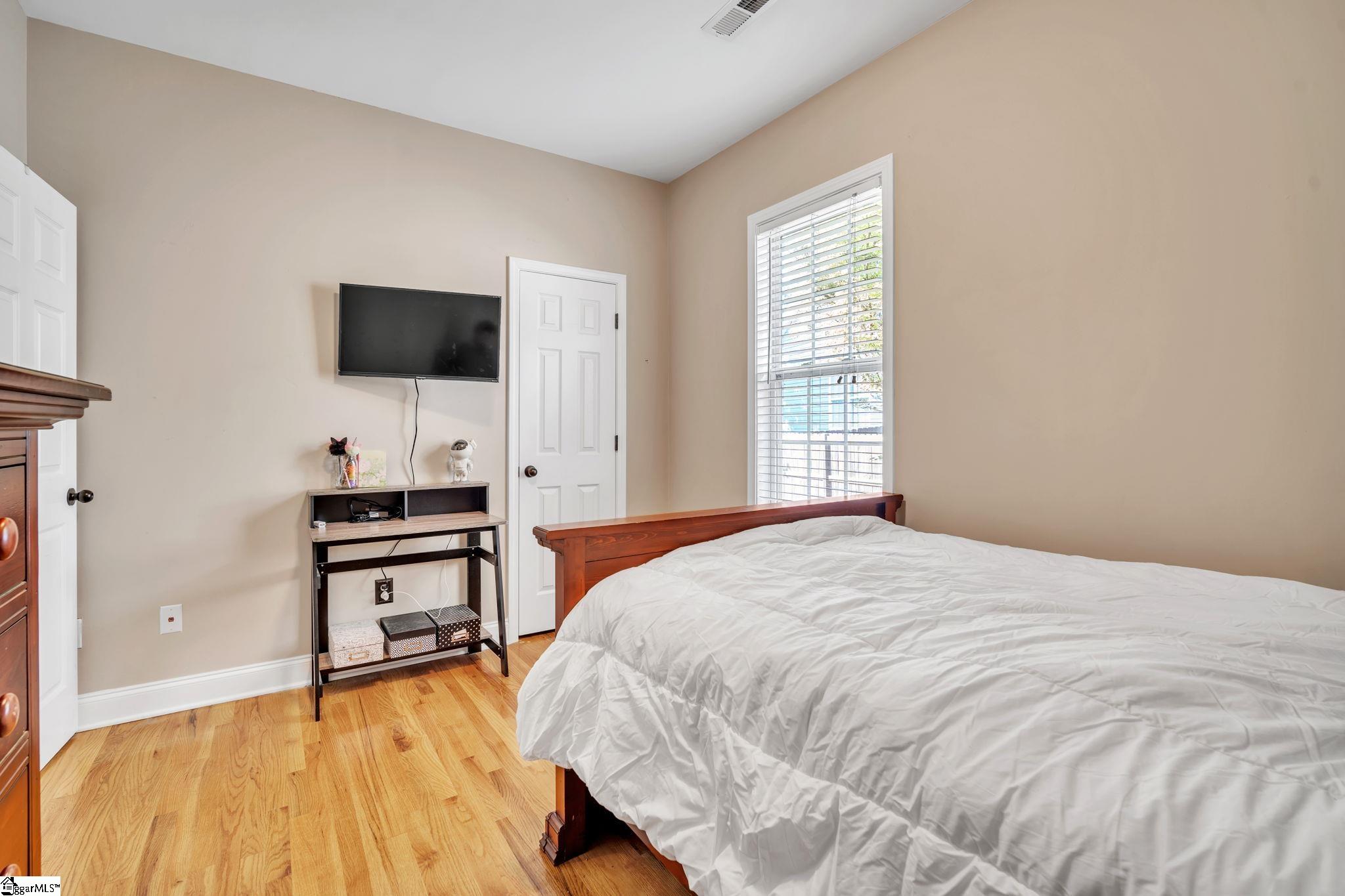 103 Ragon Lane Greenville, SC 29609 - Photo 12 of 25 Gallery Image 12