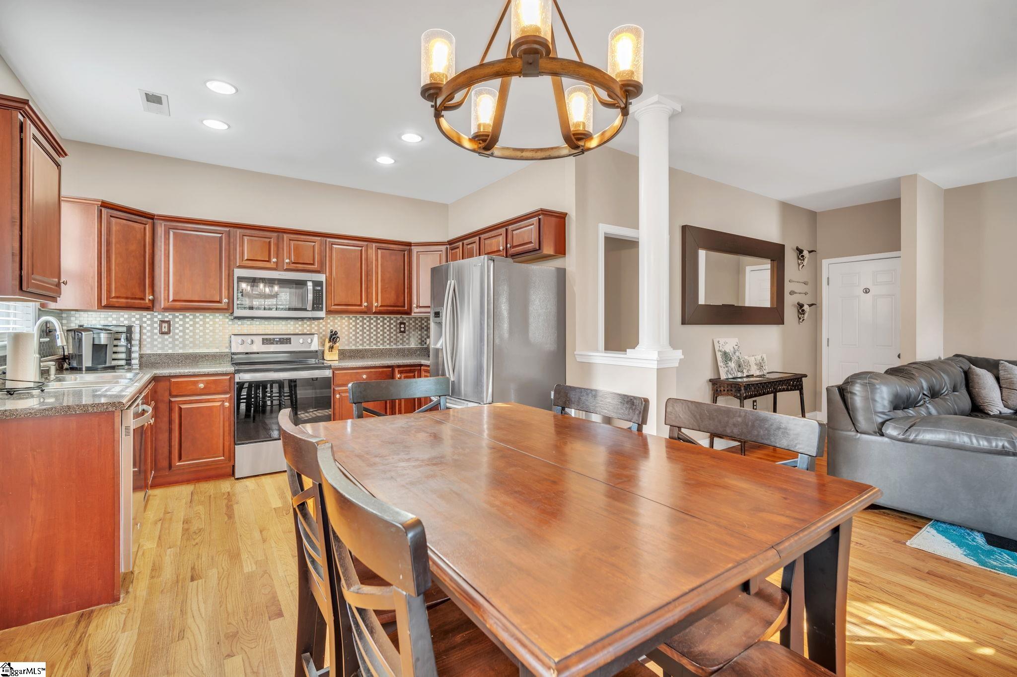 103 Ragon Lane Greenville, SC 29609 - Photo 9 of 25 Gallery Image 9