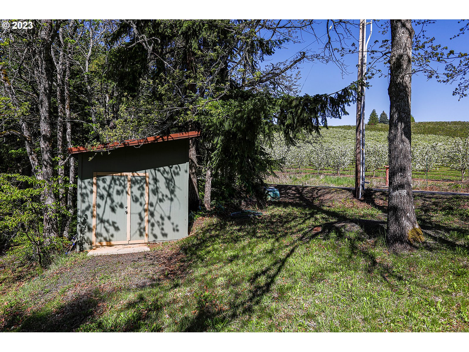 2651 Kingsley Road Hood River, OR 97031 - Photo 27 of 36 Gallery Image 27