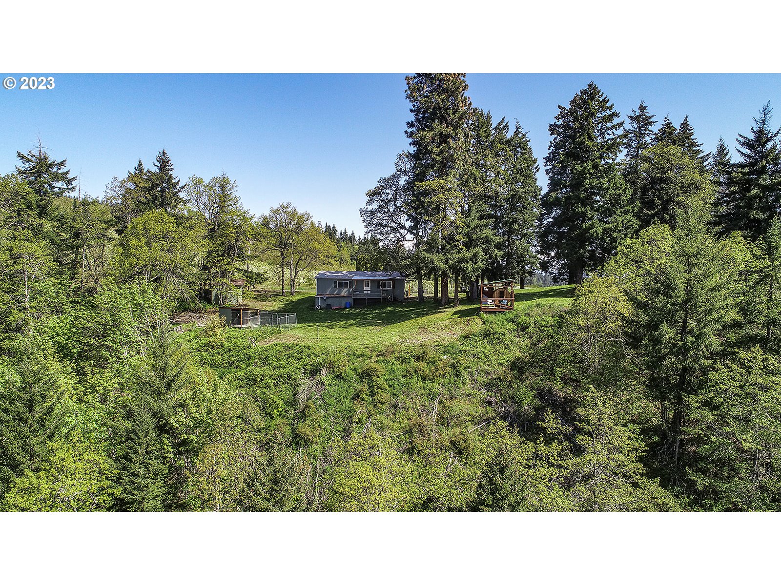2651 Kingsley Road Hood River, OR 97031 - Photo 32 of 36 Gallery Image 32