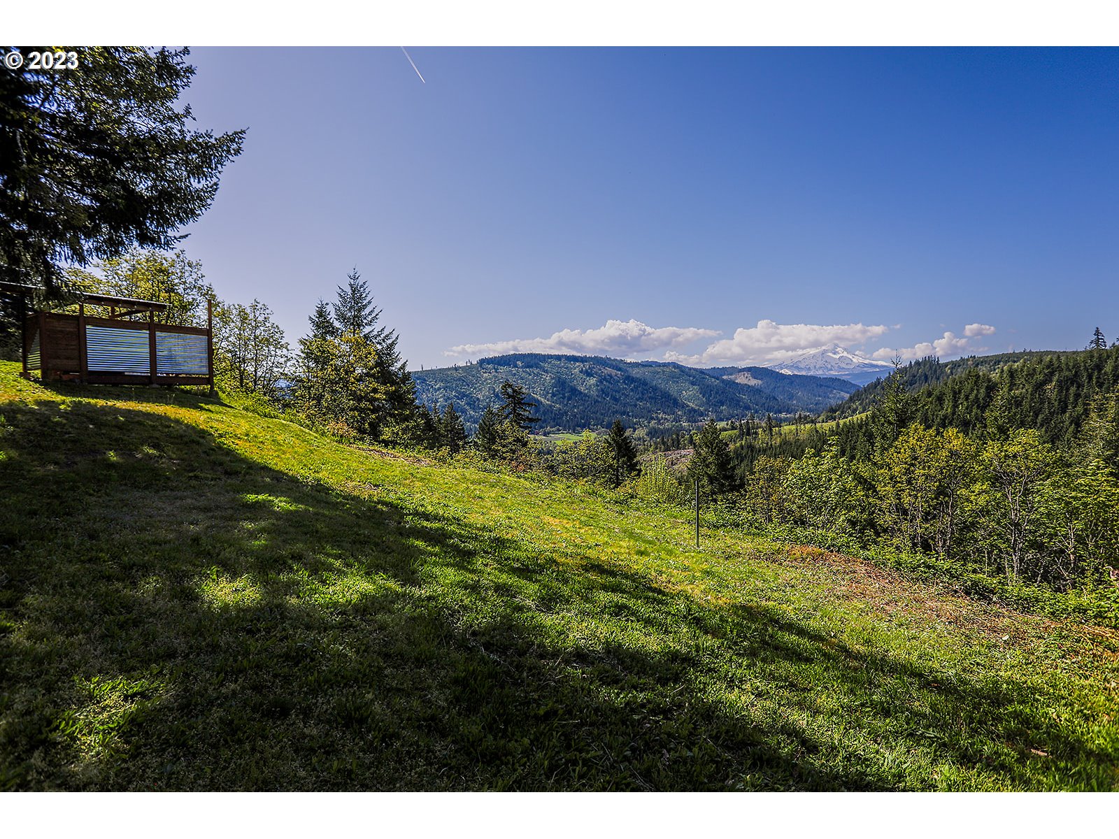 2651 Kingsley Road Hood River, OR 97031 - Photo 35 of 36 Gallery Image 35