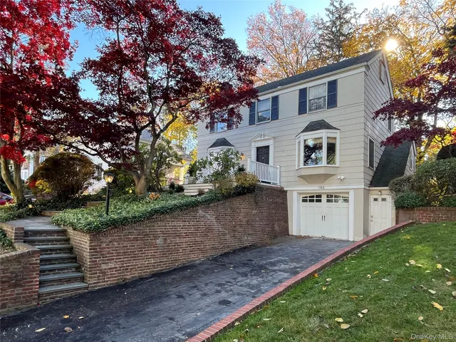 $1,650,000 | 146 Quaker Ridge Road, Manhasset, NY 11030
