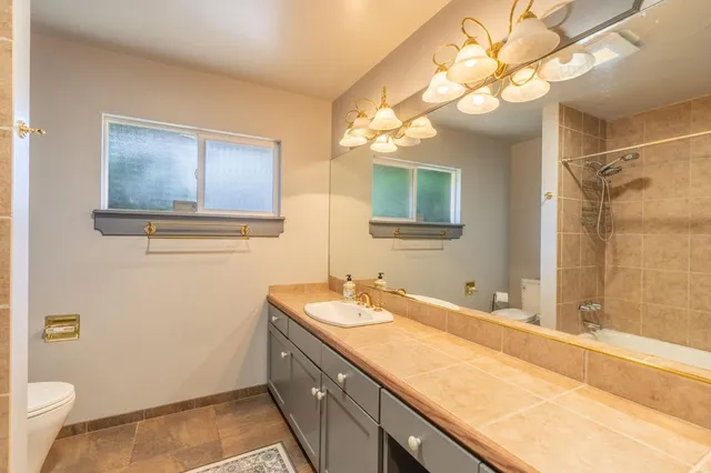 $635,000 | 1305 River Road, Modesto, CA 95351