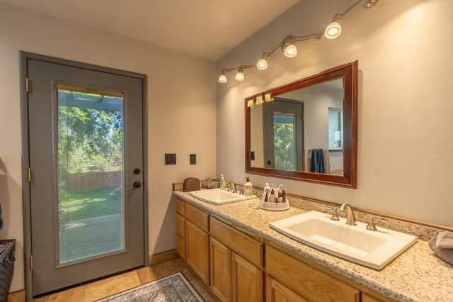 $635,000 | 1305 River Road, Modesto, CA 95351