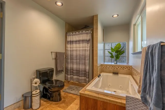 $635,000 | 1305 River Road, Modesto, CA 95351