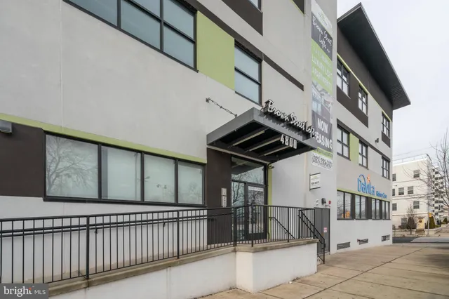 $1,821 | 4800 Brown Street, Unit 301, Philadelphia, PA 19139