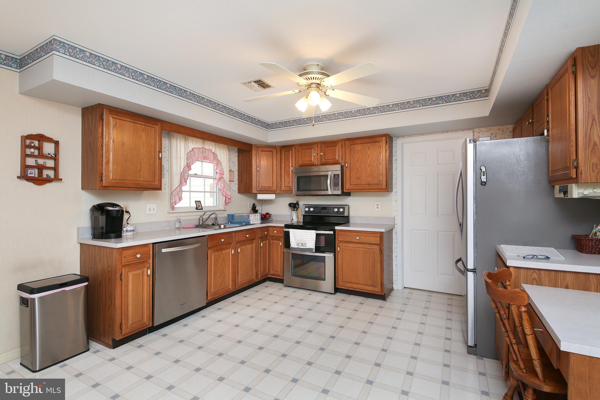 1740 Bergey Road Hatfield, PA 19440 - Photo 11 of 44 Kitchen