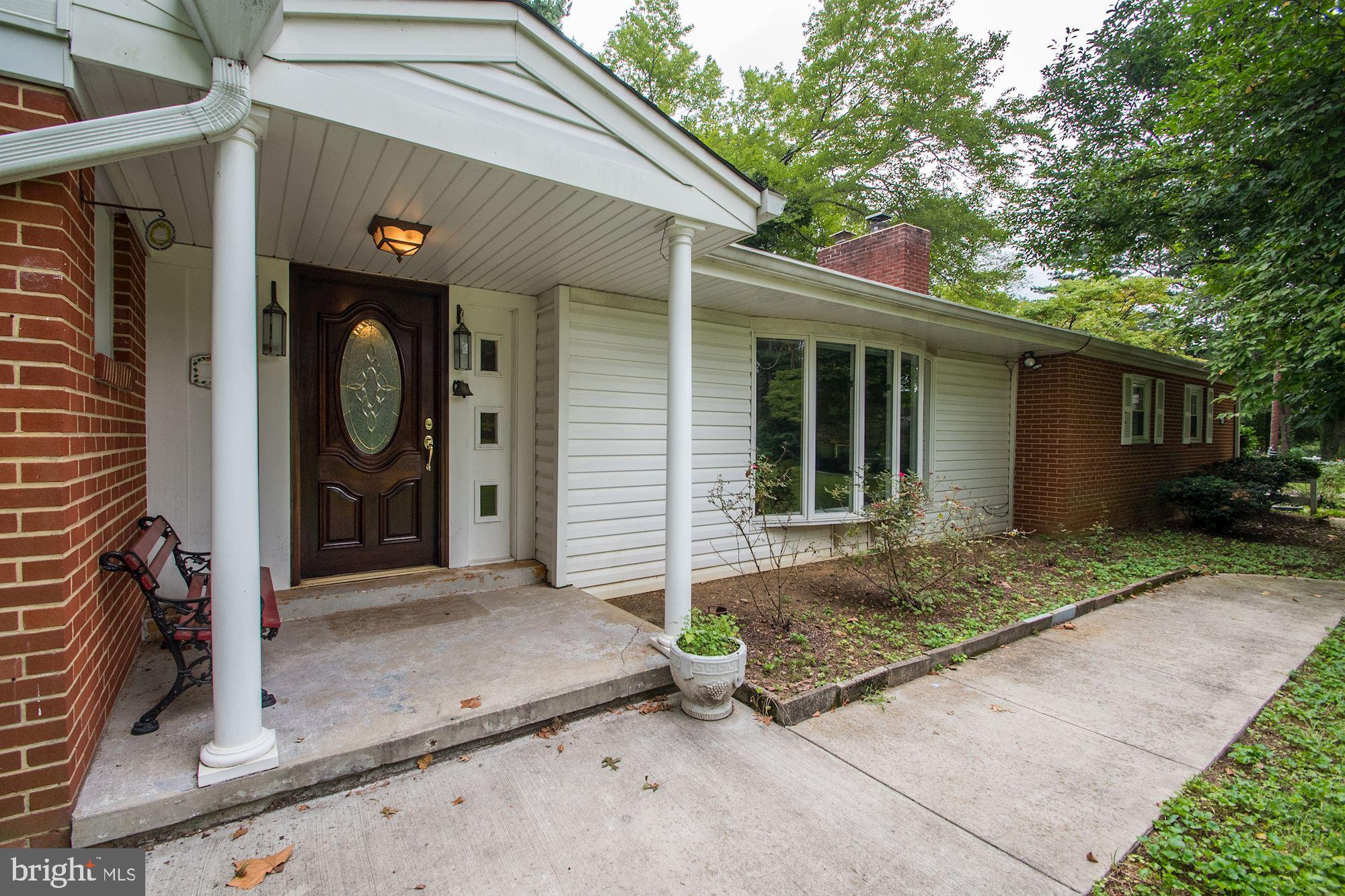3304 Enterprise Road Bowie, MD 20721 - Photo 3 of 35 Wonderful Bow Windows bring in natural light