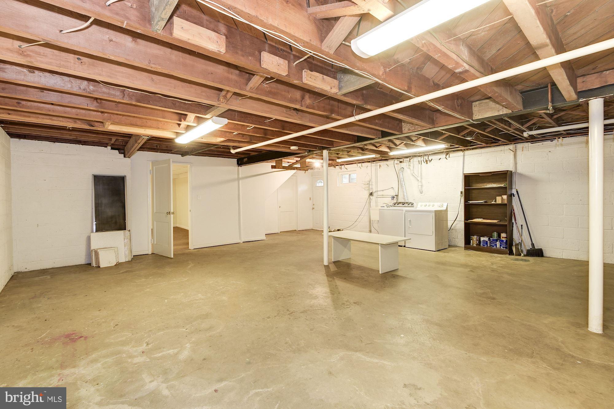 3304 Enterprise Road Bowie, MD 20721 - Photo 27 of 35 Laundry Room and great open space