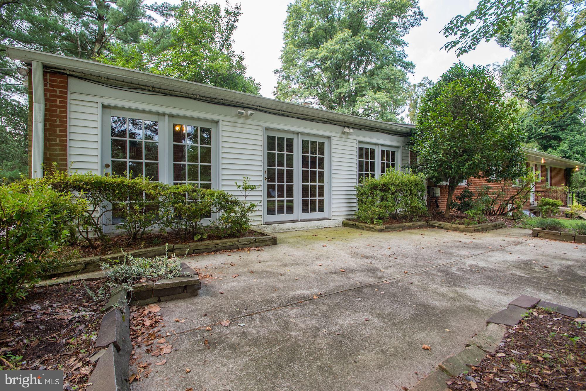 3304 Enterprise Road Bowie, MD 20721 - Photo 29 of 35 Patio